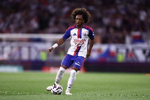 罗马诺：阿森纳认为里昂4000万要价太高，放弃福法纳转攻其他目标